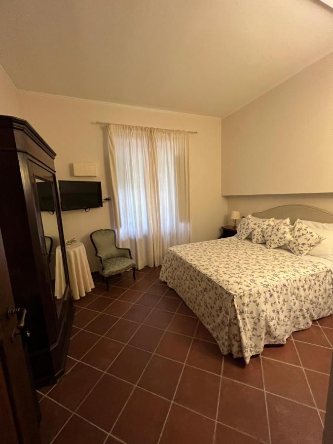 Il Casale Di Riardo Luxury B&B Ngoại thất bức ảnh