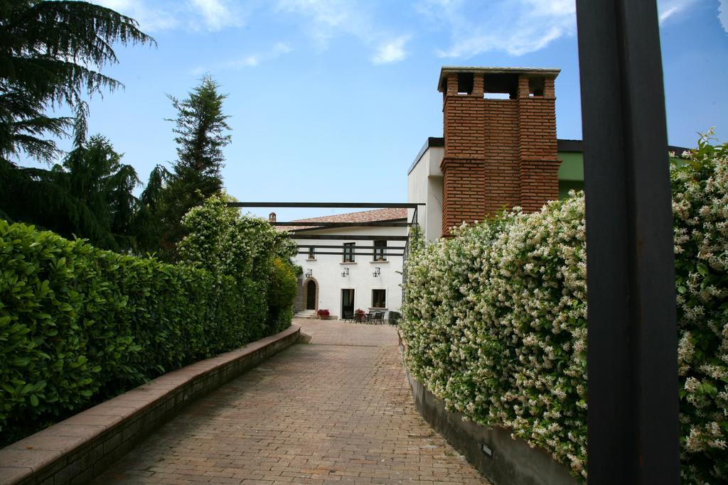 Il Casale Di Riardo Luxury B&B Ngoại thất bức ảnh